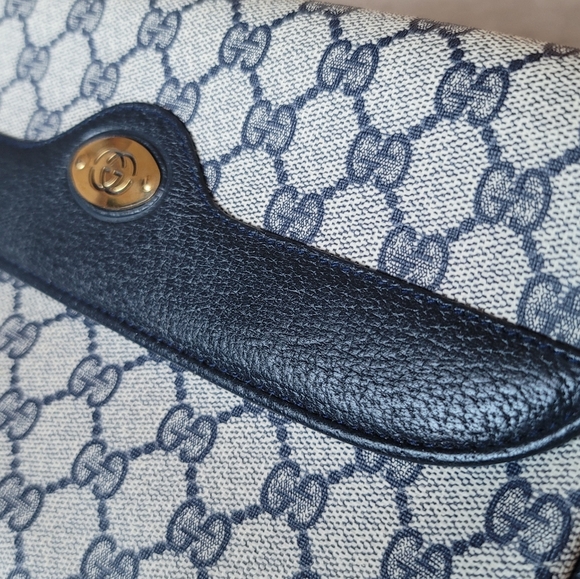 Vintage Gucci Navy Blue Gold Clutch Purse - Picture 7 of 7